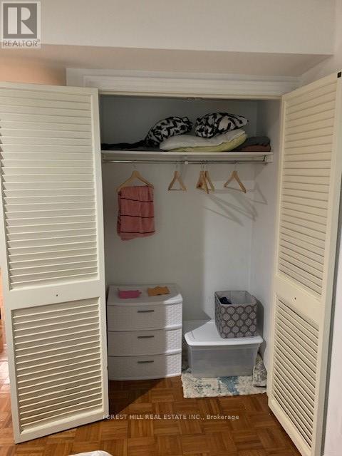 17 Blue Forest Drive, Toronto (Bathurst Manor), Ontario  M3H 4W3 - Photo 20 - C12506592