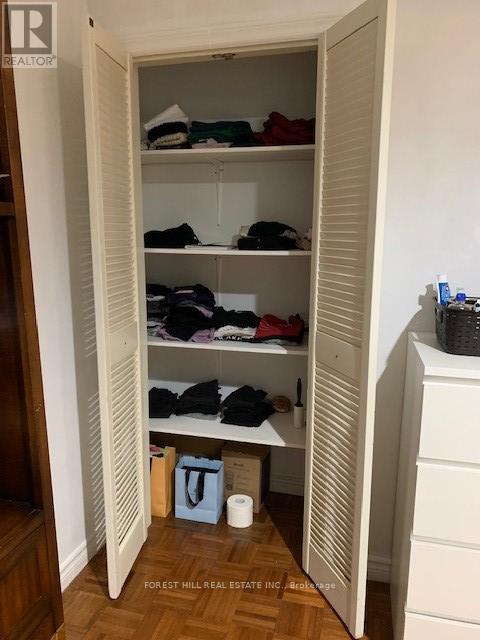 17 Blue Forest Drive, Toronto (Bathurst Manor), Ontario  M3H 4W3 - Photo 21 - C12506592