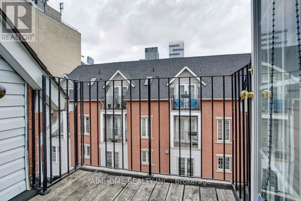 4 - 150 George Street, Toronto, Ontario  M5A 2M7 - Photo 7 - C12506594