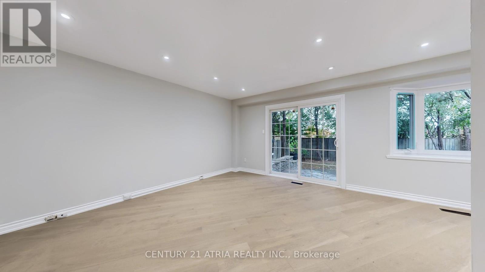 1671 Portland Court, Pickering, Ontario  L1V 5L5 - Photo 7 - E12506496