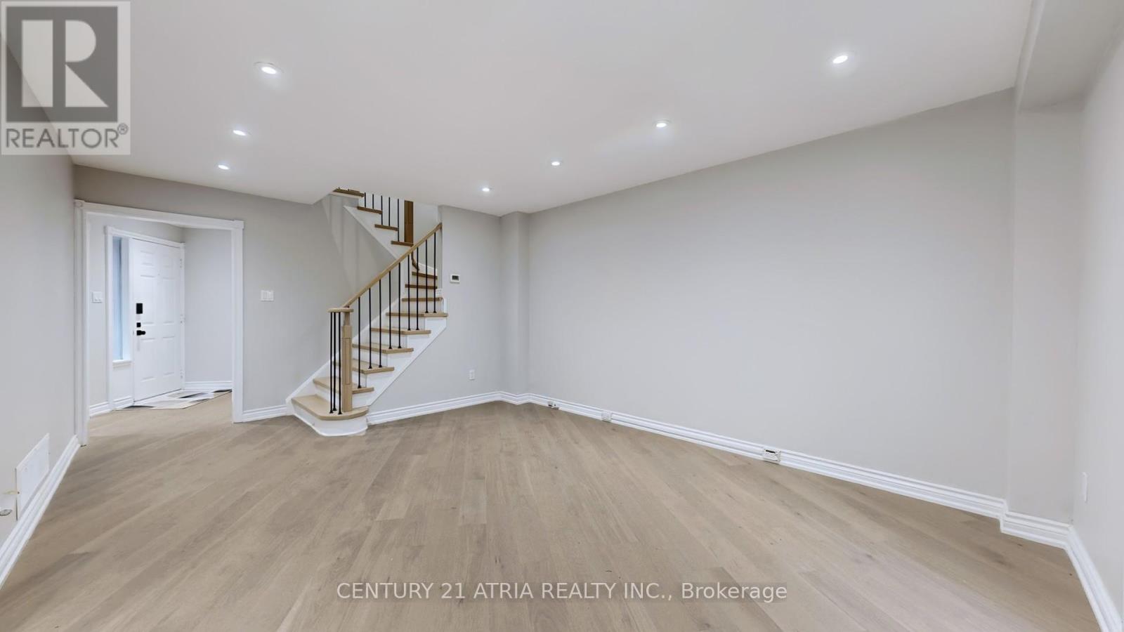 1671 Portland Court, Pickering, Ontario  L1V 5L5 - Photo 9 - E12506496