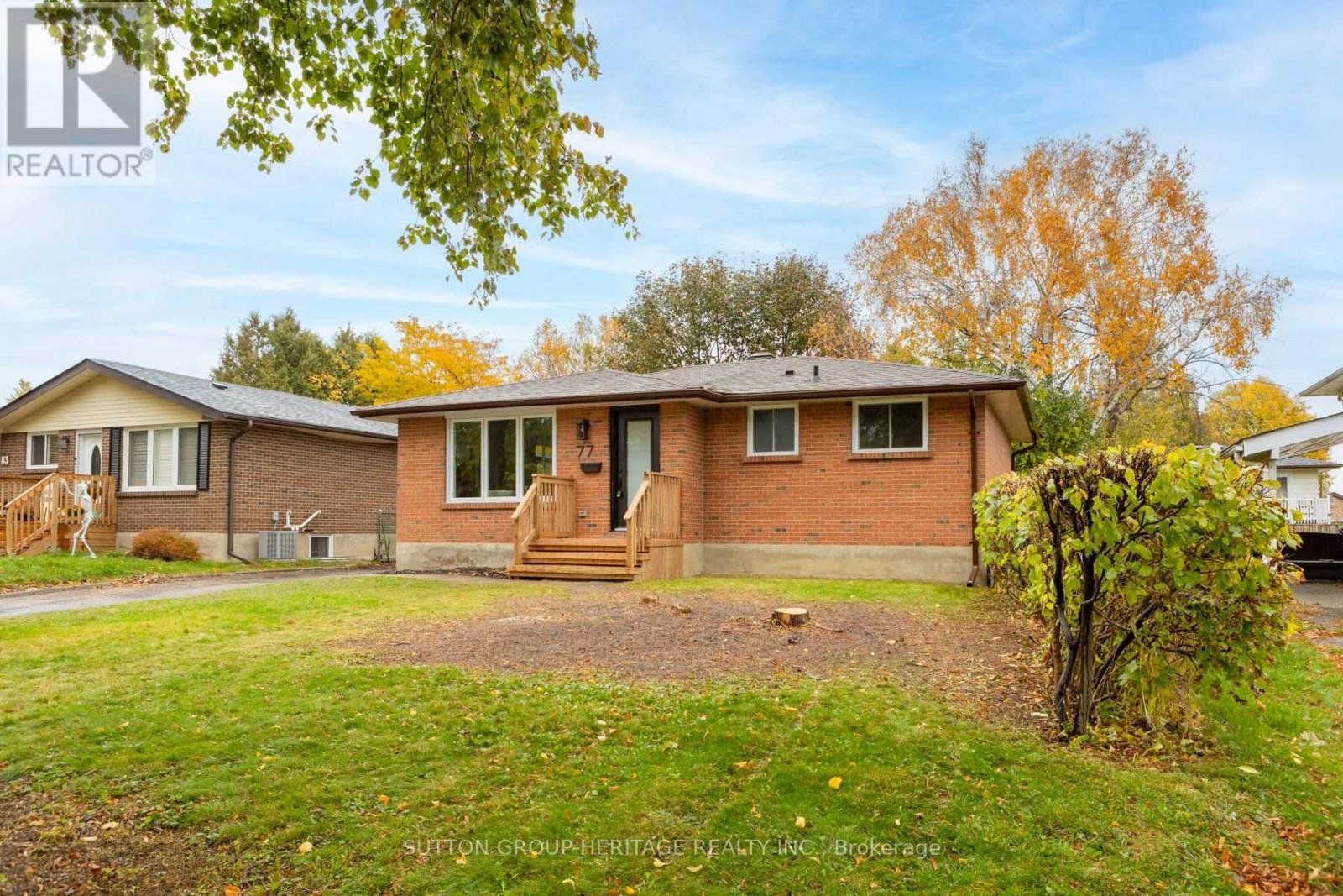 77 Claymore Crescent, Oshawa, Ontario  L1G 6G3 - Photo 3 - E12506516