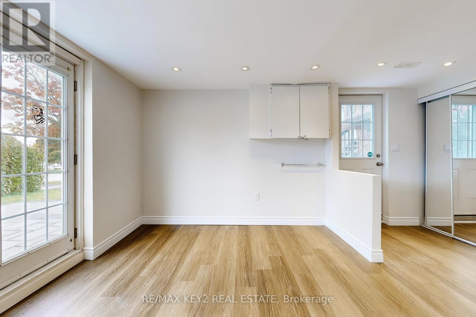 Bsmt - 779 Wesley Drive, Oshawa, Ontario  L1H 7X6 - Photo 4 - E12506536