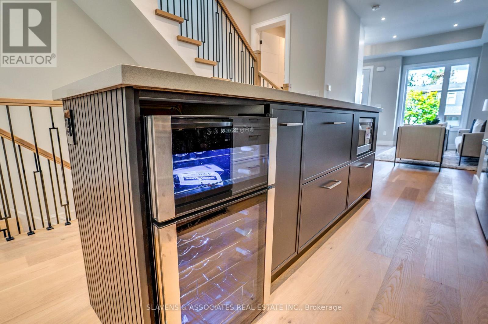 3d Linton Avenue, Toronto, Ontario  M1N 1W5 - Photo 15 - E12506542