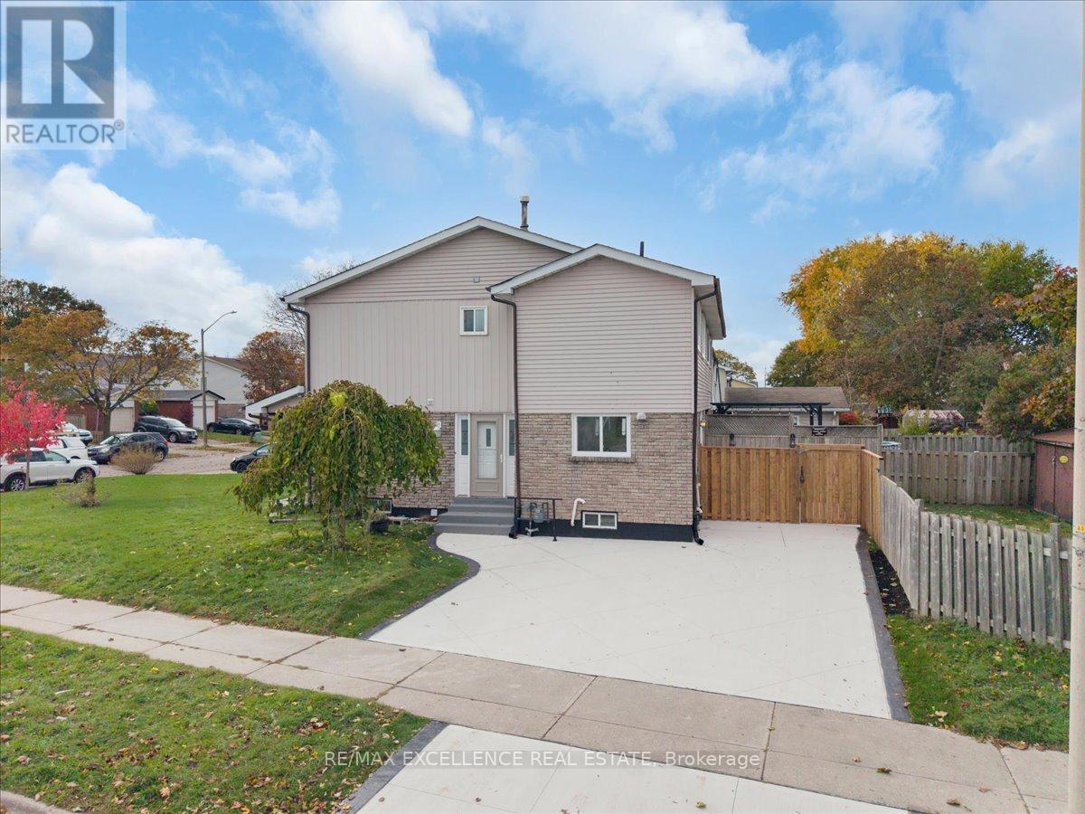 1287 Venus Crescent, Oshawa (Lakeview), Ontario L1J 6E3 - Photo 2 - E12506574