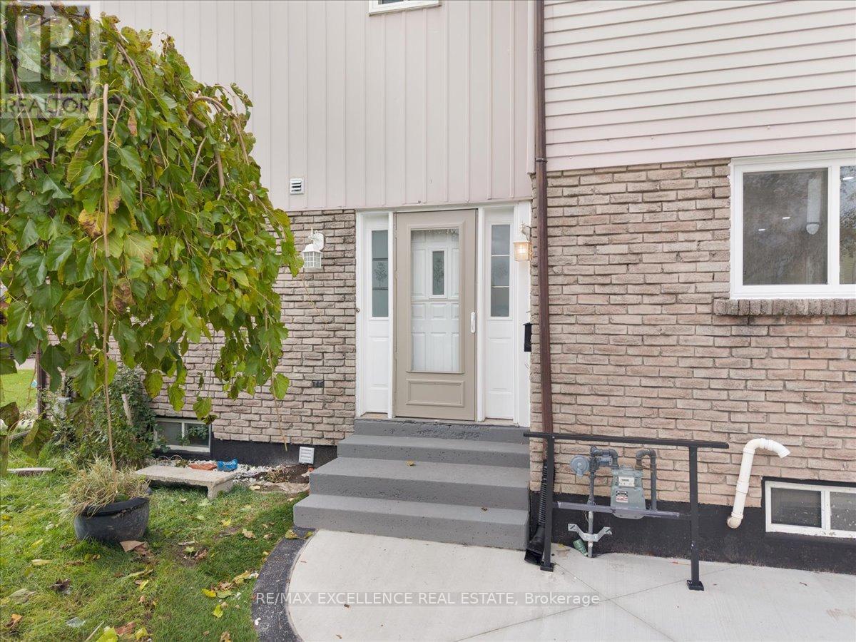 1287 Venus Crescent, Oshawa (Lakeview), Ontario L1J 6E3 - Photo 4 - E12506574