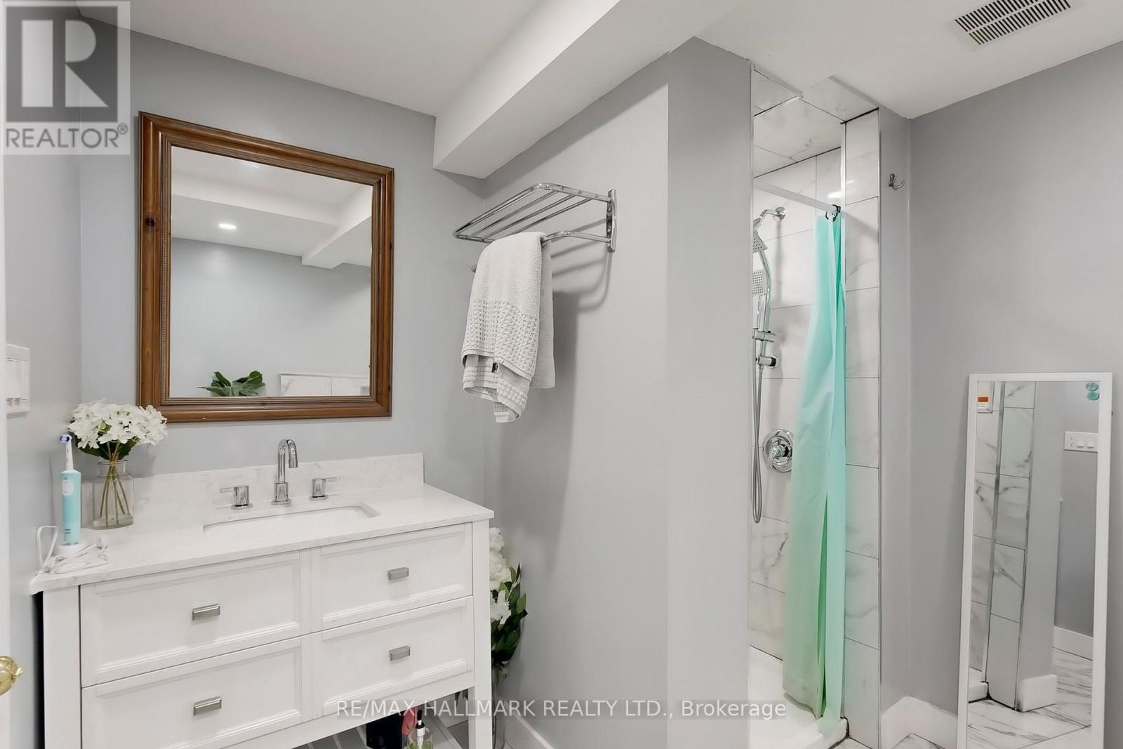 386 Strouds Lane, Pickering, Ontario  L1V 6X2 - Photo 35 - E12506600