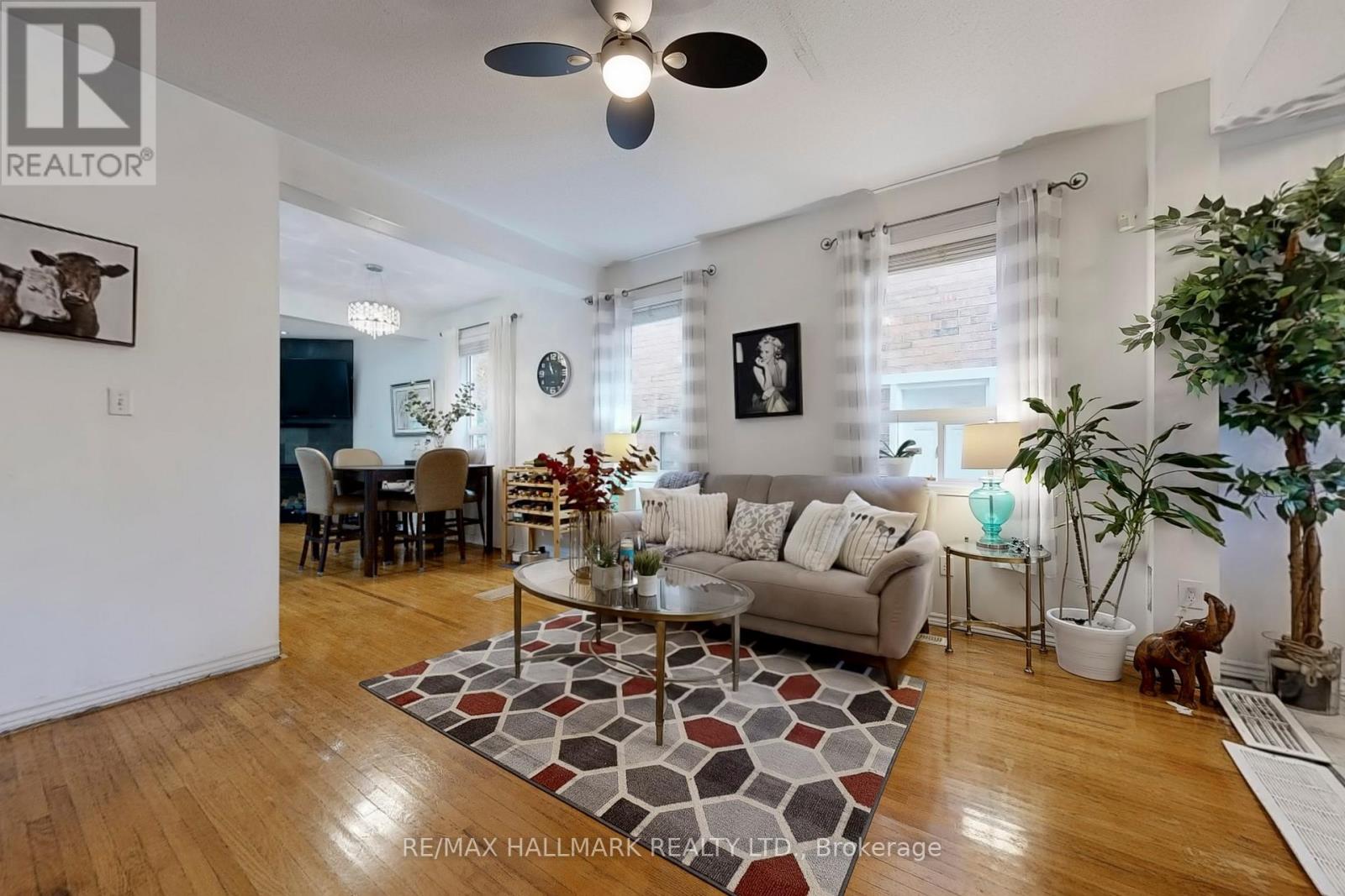 386 Strouds Lane, Pickering, Ontario  L1V 6X2 - Photo 6 - E12506600