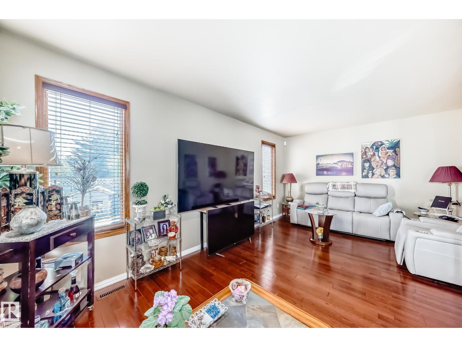 6210 152c Av Nw, Edmonton, Alberta  T5A 4W6 - Photo 10 - E4459144