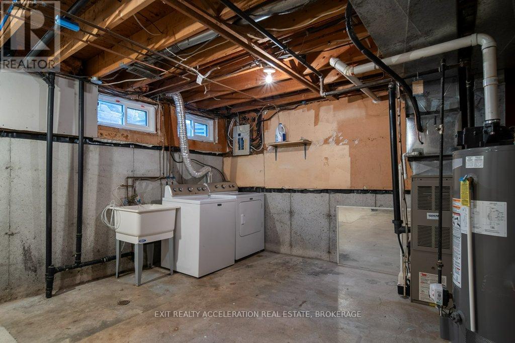 772 Ashwood Drive, Kingston (South Of Taylor-Kidd Blvd), Ontario  K7M 6W7 - Photo 33 - X12506840