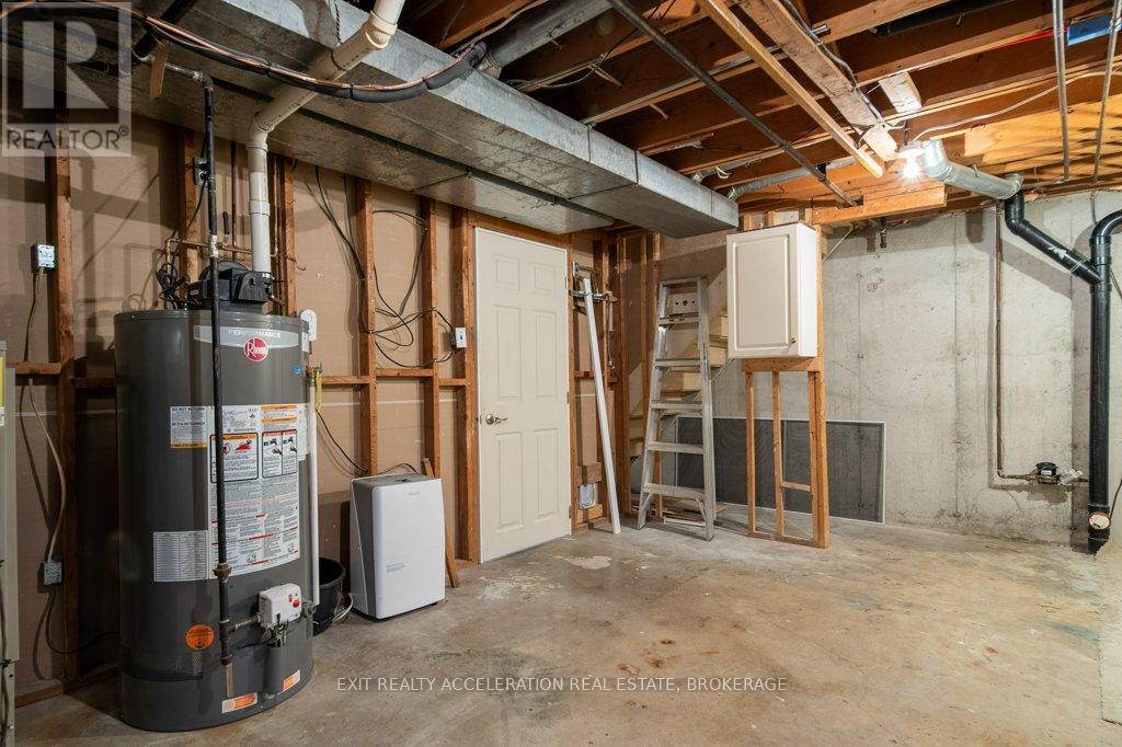 772 Ashwood Drive, Kingston (South Of Taylor-Kidd Blvd), Ontario  K7M 6W7 - Photo 34 - X12506840