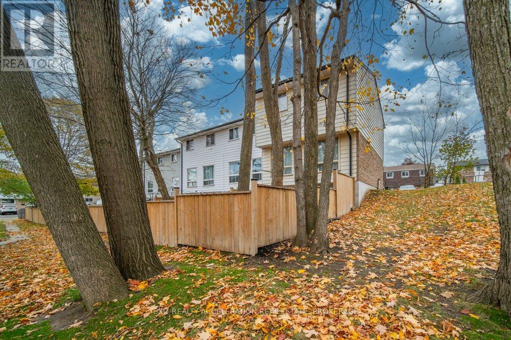 772 Ashwood Drive, Kingston (South Of Taylor-Kidd Blvd), Ontario  K7M 6W7 - Photo 37 - X12506840