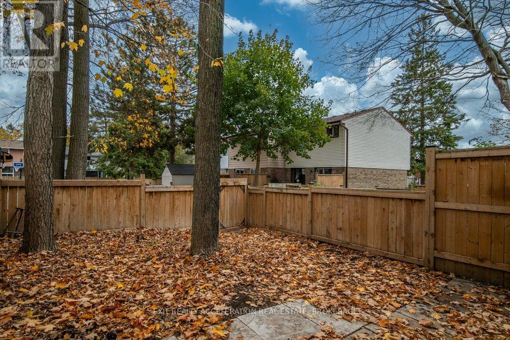 772 Ashwood Drive, Kingston (South Of Taylor-Kidd Blvd), Ontario  K7M 6W7 - Photo 39 - X12506840