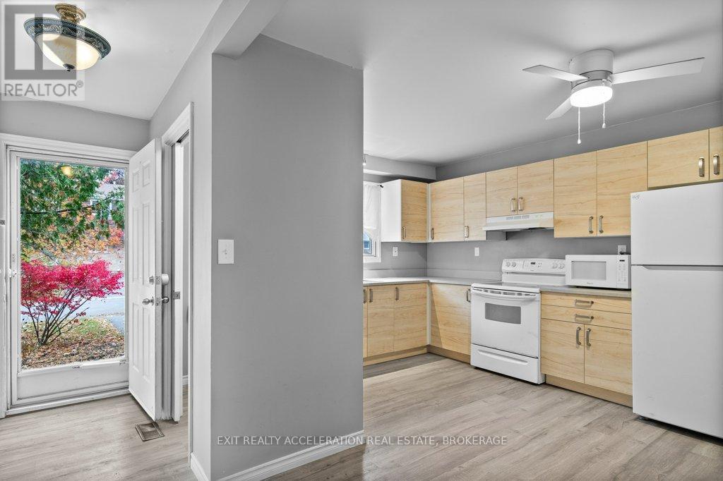 772 Ashwood Drive, Kingston (South Of Taylor-Kidd Blvd), Ontario  K7M 6W7 - Photo 9 - X12506840