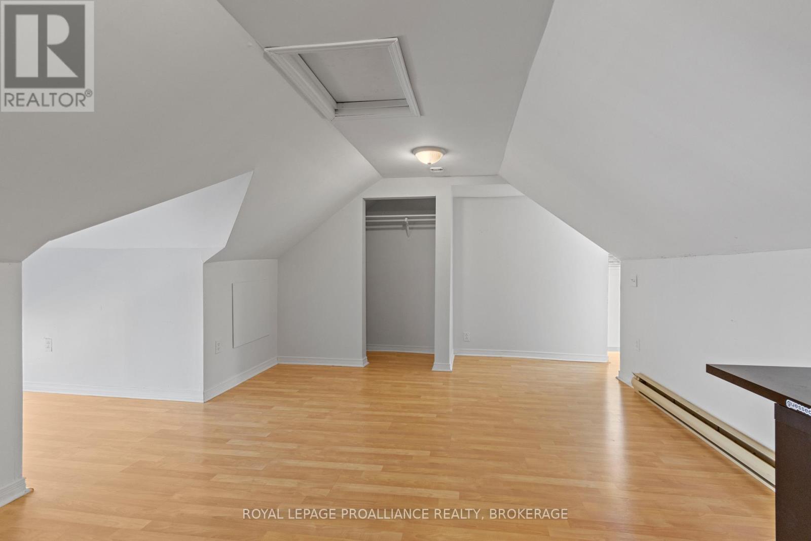 322 Collingwood Street, Kingston, Ontario  K7L 3Y2 - Photo 22 - X12506868