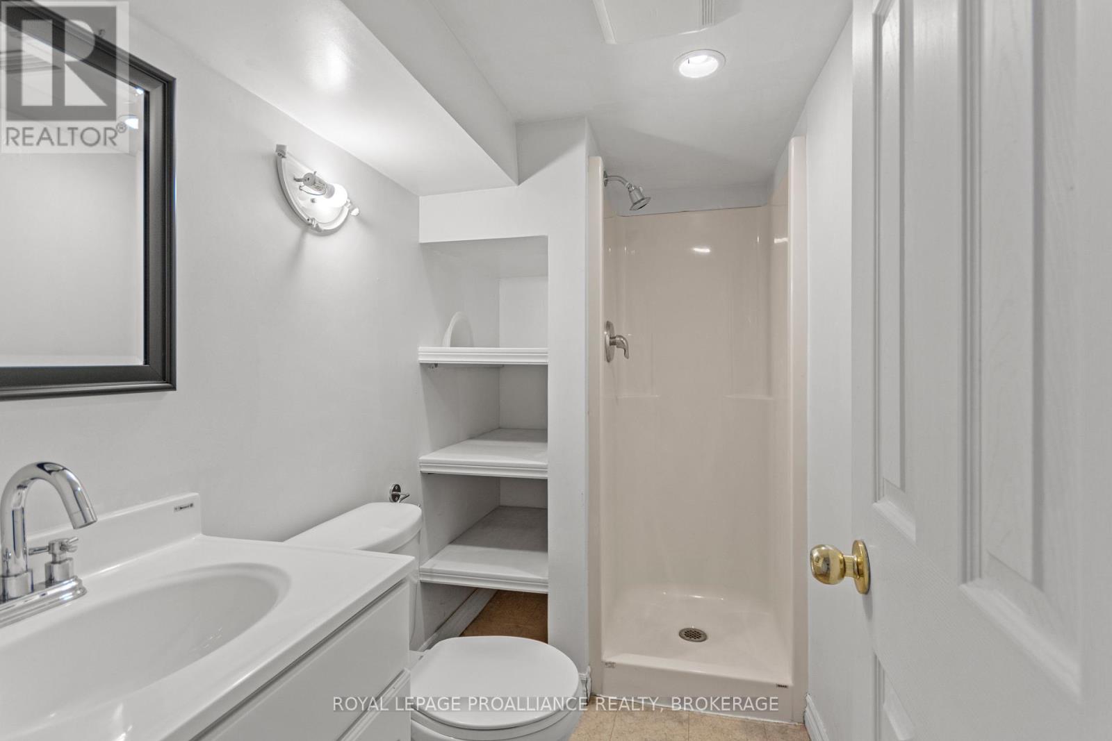 322 Collingwood Street, Kingston, Ontario  K7L 3Y2 - Photo 25 - X12506868