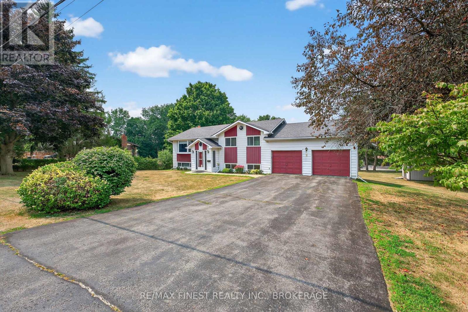 2 James Street, Greater Napanee (Greater Napanee), Ontario  K7R 3E8 - Photo 2 - X12506934