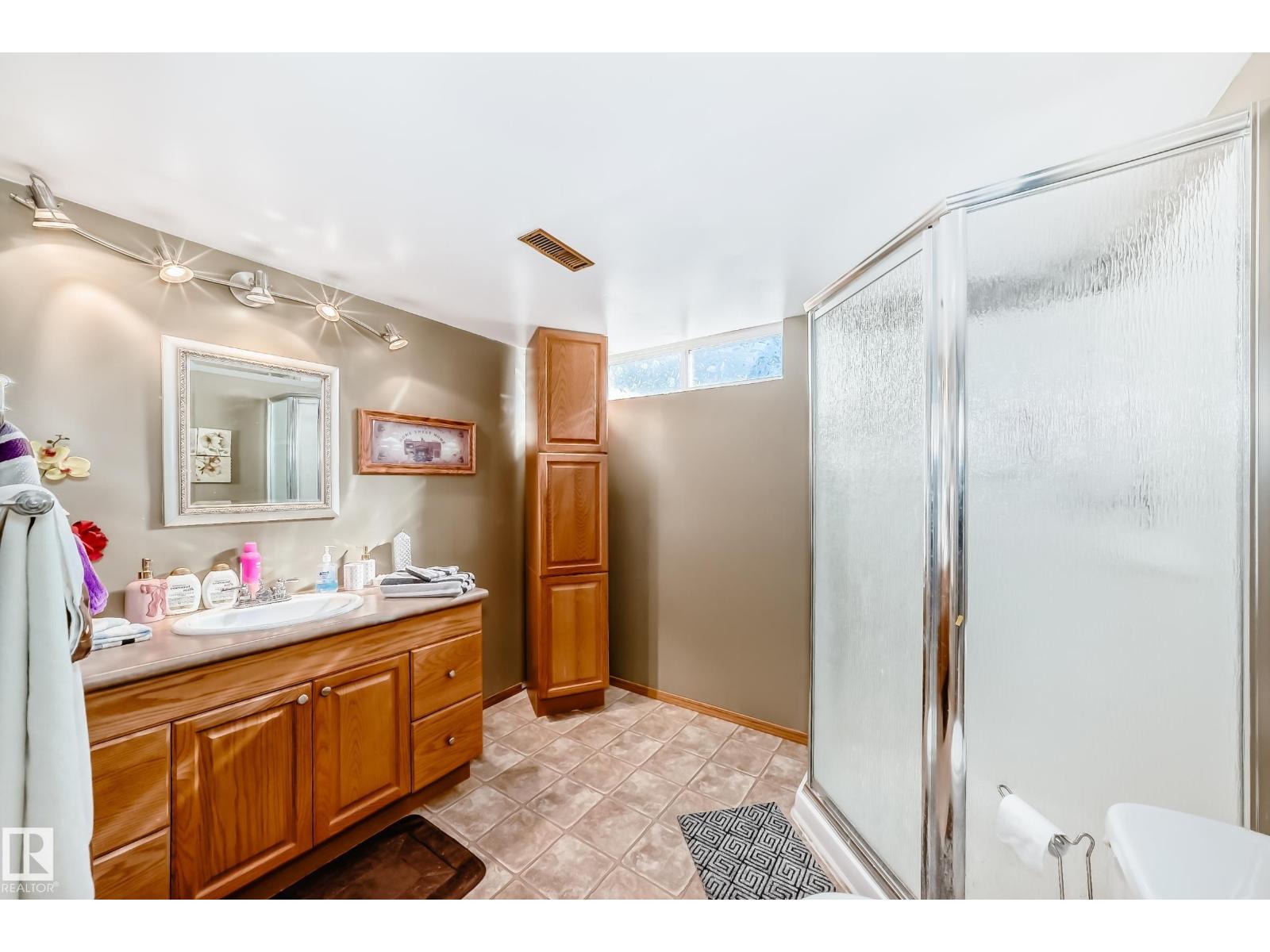 6210 152c Av Nw, Edmonton, Alberta  T5A 4W6 - Photo 49 - E4459144