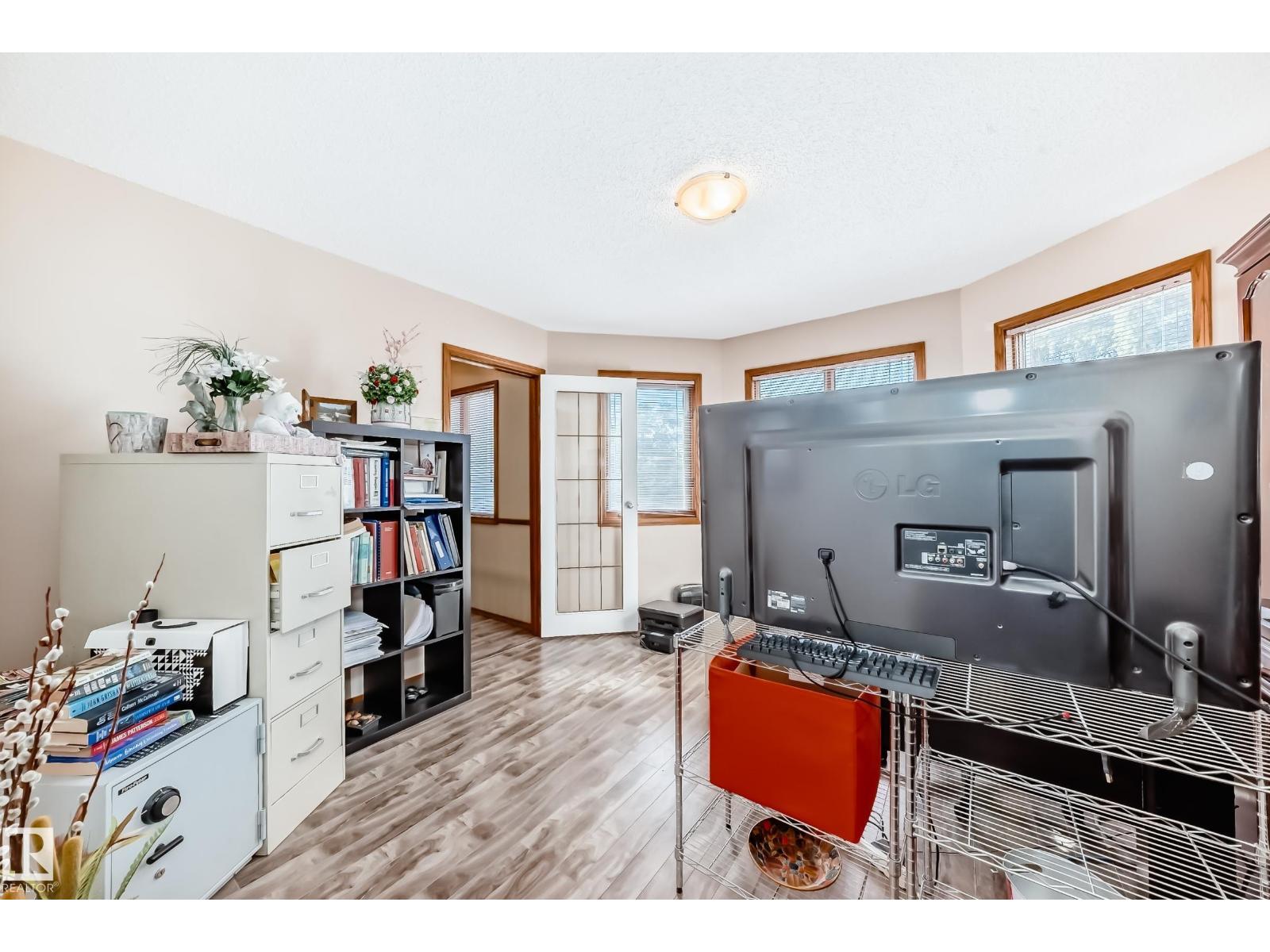 6210 152c Av Nw, Edmonton, Alberta  T5A 4W6 - Photo 36 - E4459144