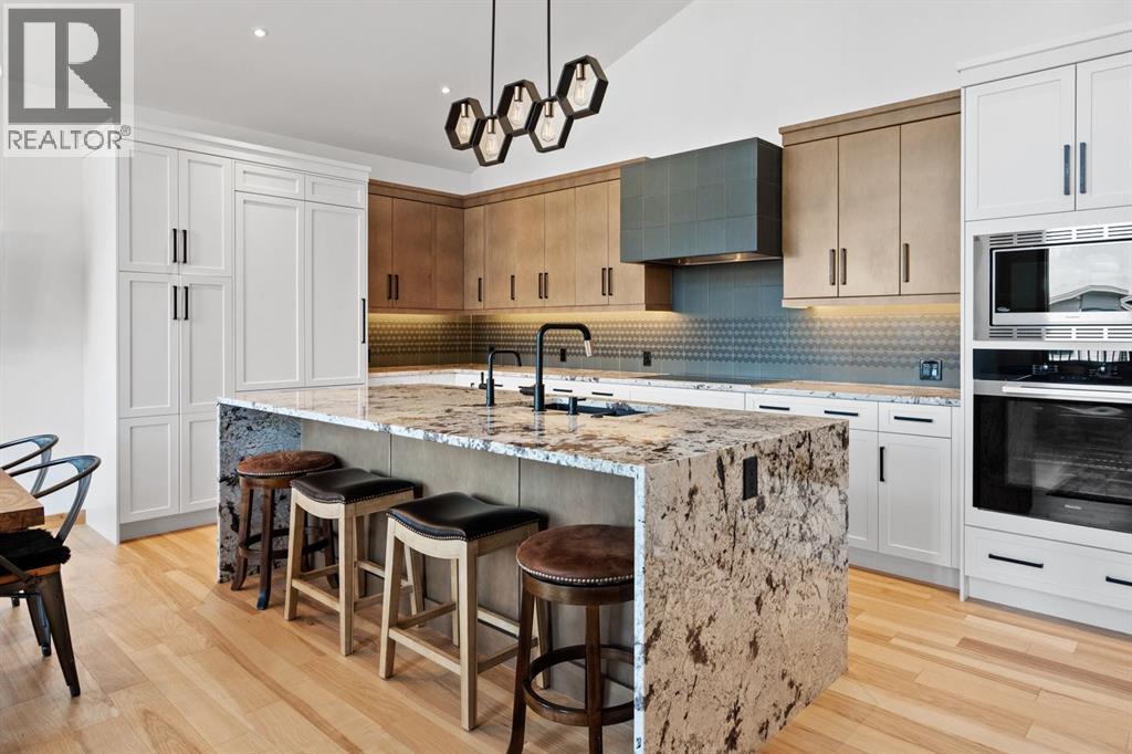 232 Stewart Creek Rise, Canmore, Alberta  T1W 0L8 - Photo 3 - A2252436