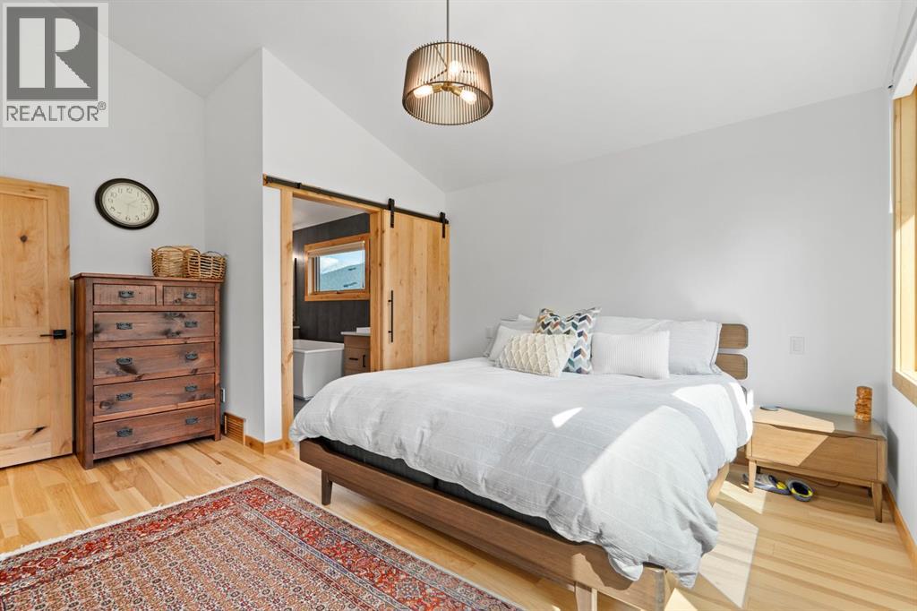 232 Stewart Creek Rise, Canmore, Alberta  T1W 0L8 - Photo 18 - A2252436