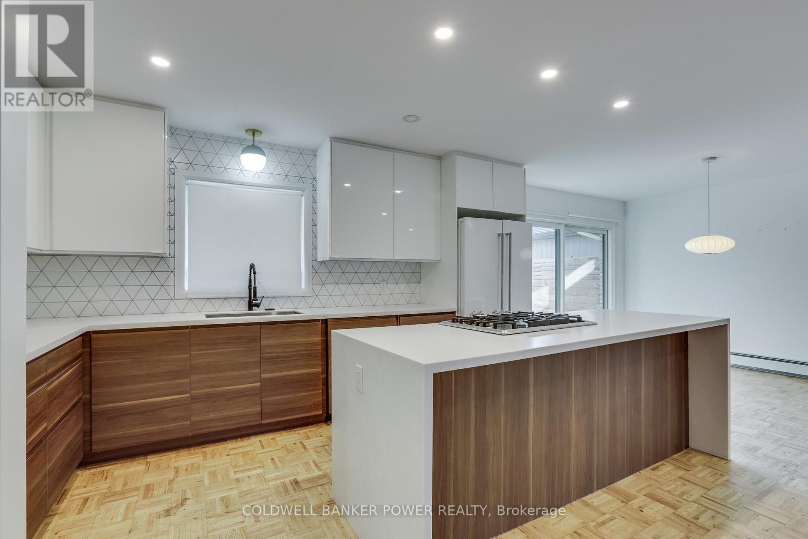 14 Mcleod Crescent, London North, Ontario  N5X 1S8 - Photo 10 - X12506660