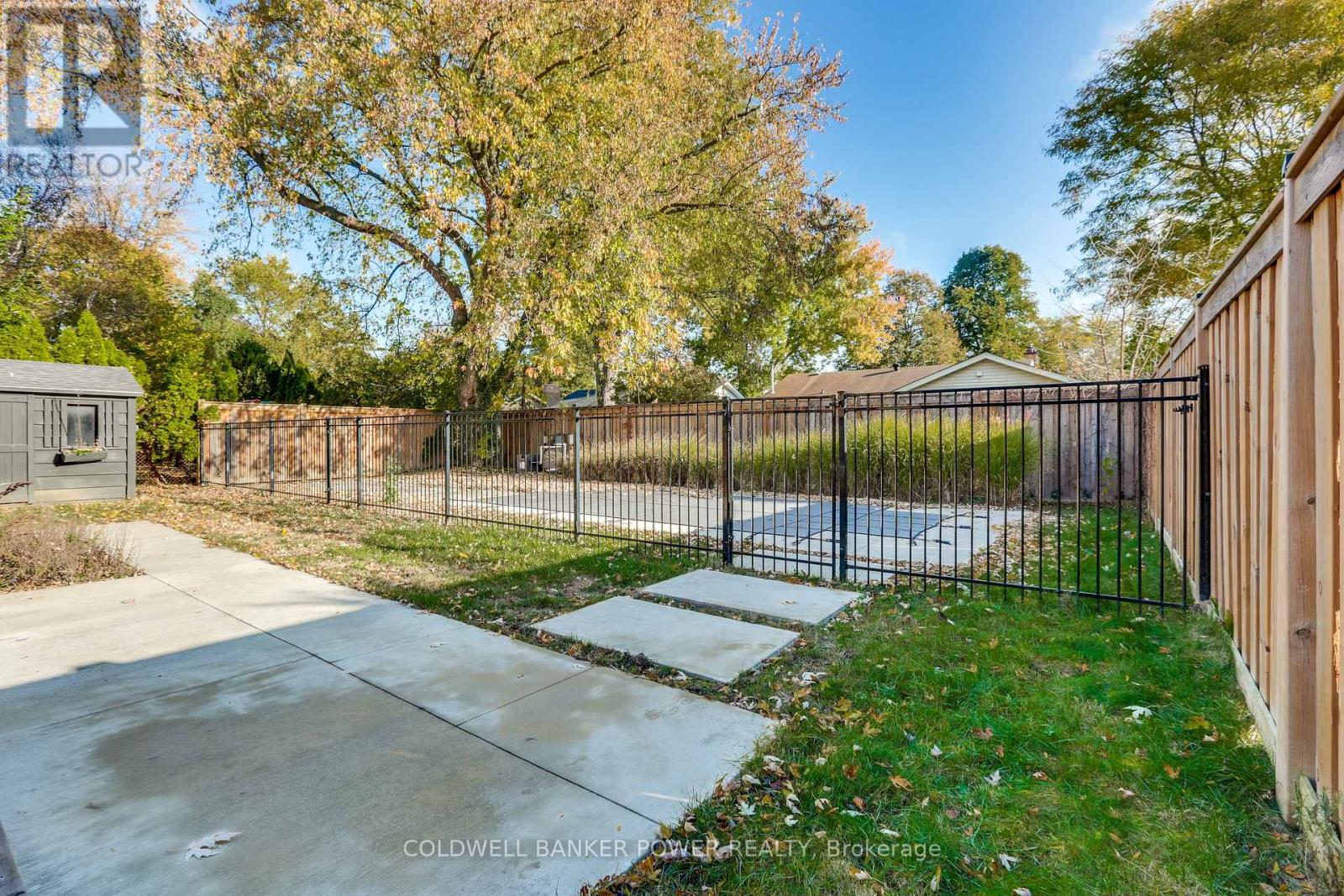 14 Mcleod Crescent, London North, Ontario  N5X 1S8 - Photo 44 - X12506660