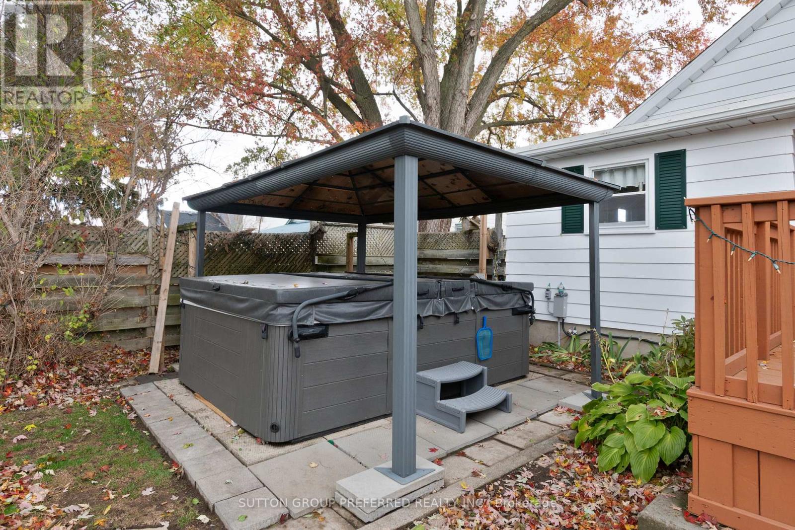 4441 Colonel Talbot Road, London South, Ontario  N6P 1B6 - Photo 17 - X12506718