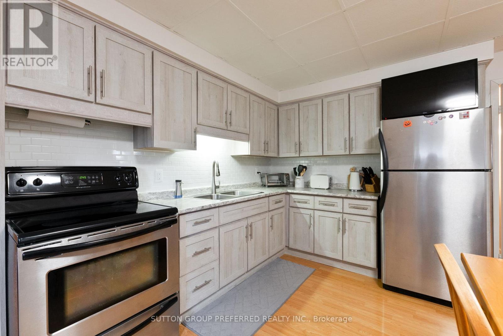 4441 Colonel Talbot Road, London South, Ontario  N6P 1B6 - Photo 4 - X12506718