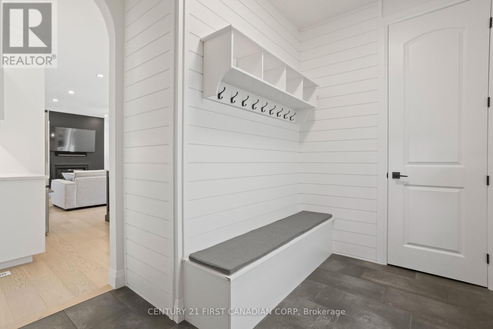 994 Riverbend Road, London South, Ontario  N6K 0J3 - Photo 20 - X12506806