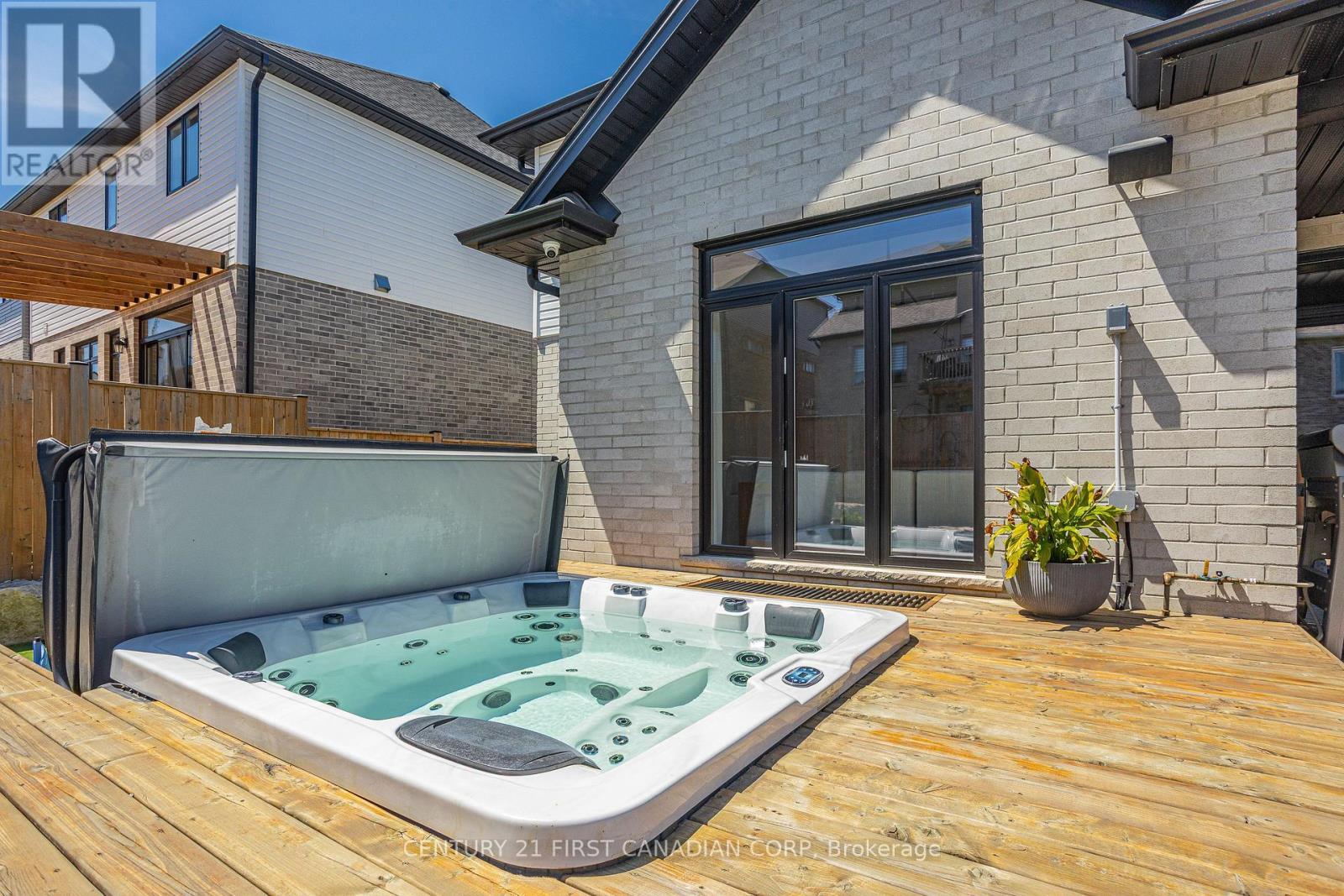 994 Riverbend Road, London South, Ontario  N6K 0J3 - Photo 39 - X12506806