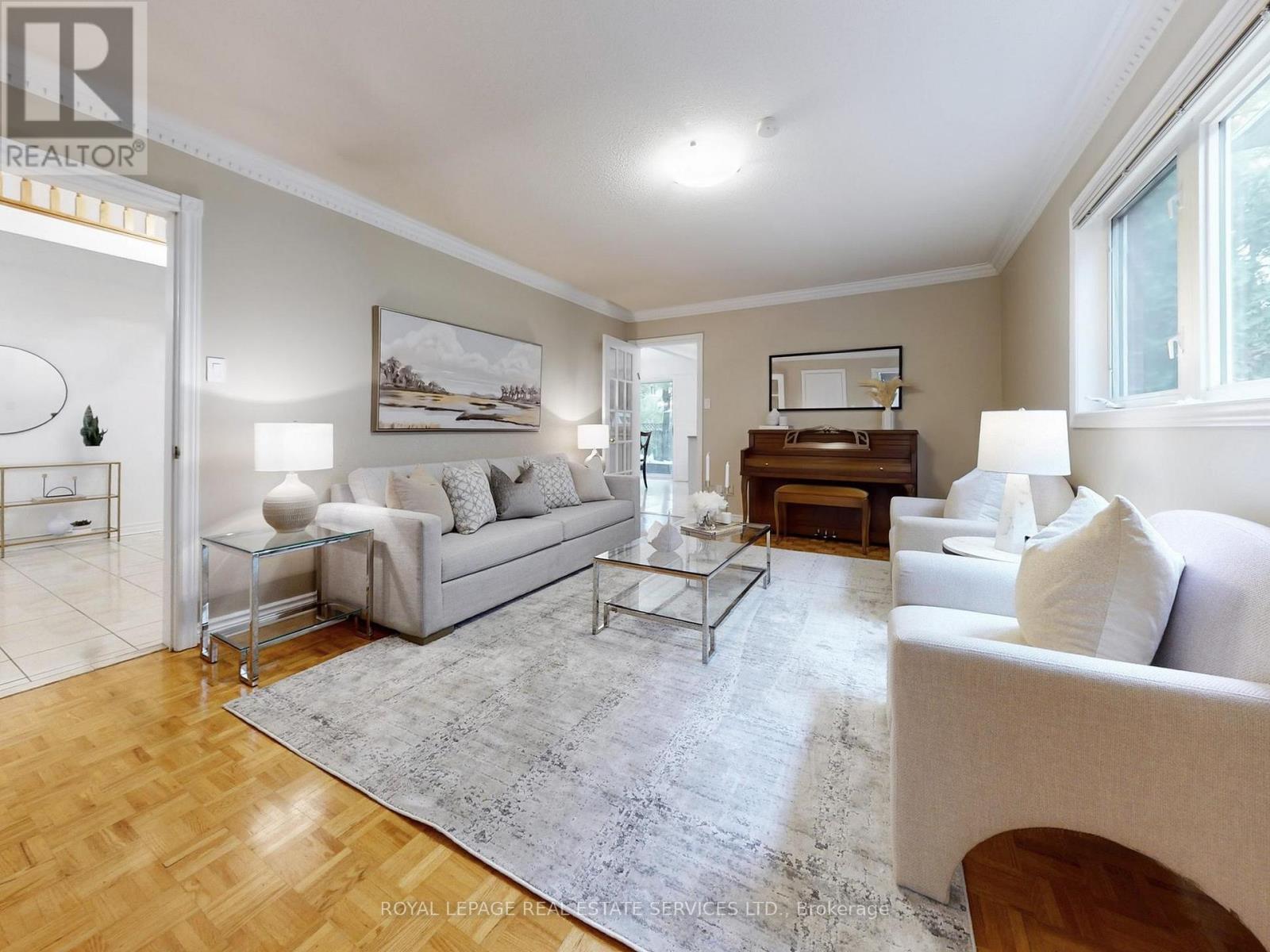 258 Westmount Boulevard, Vaughan, Ontario  L4J 7V9 - Photo 4 - N12506504