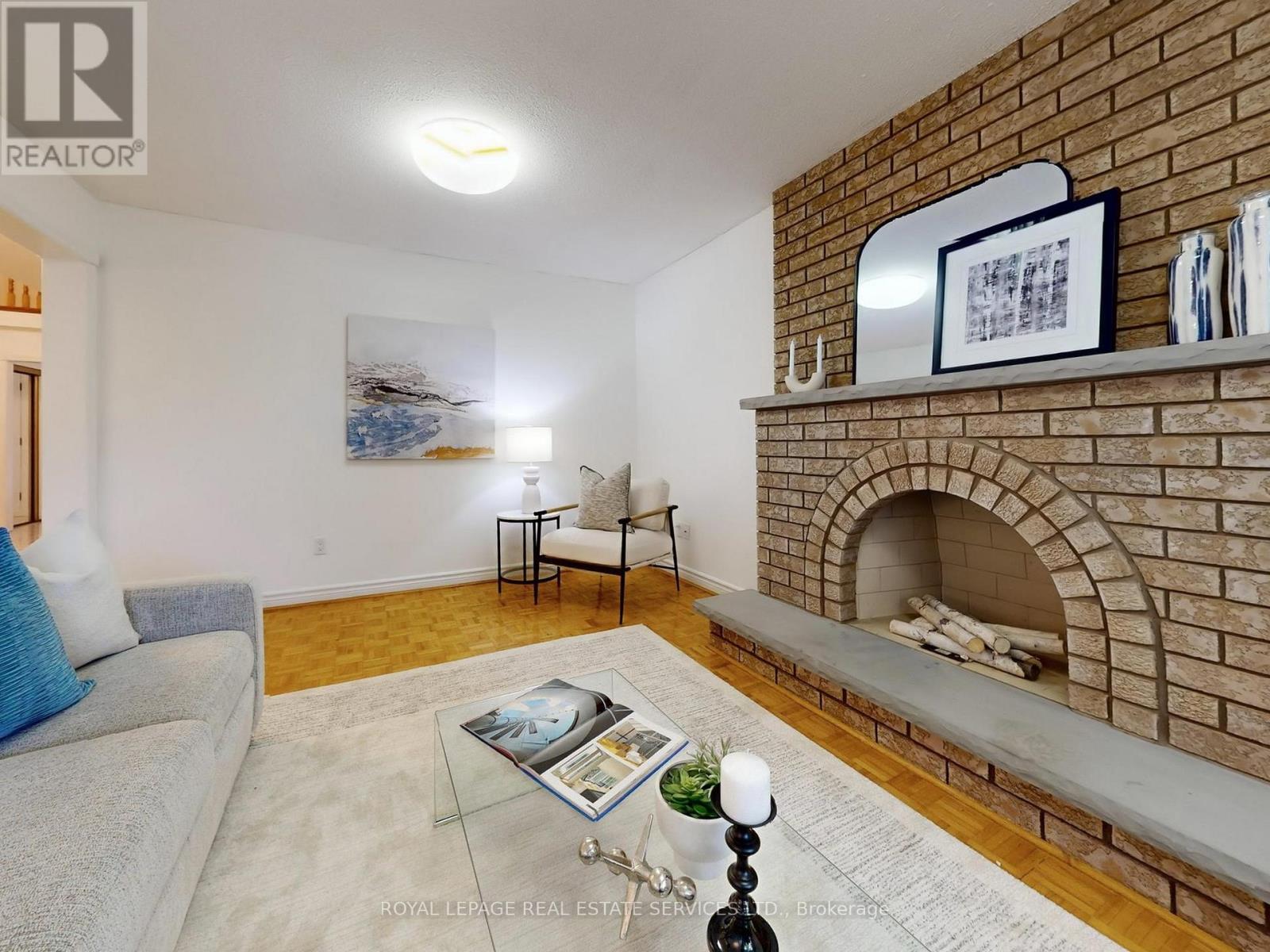 258 Westmount Boulevard, Vaughan, Ontario  L4J 7V9 - Photo 9 - N12506504