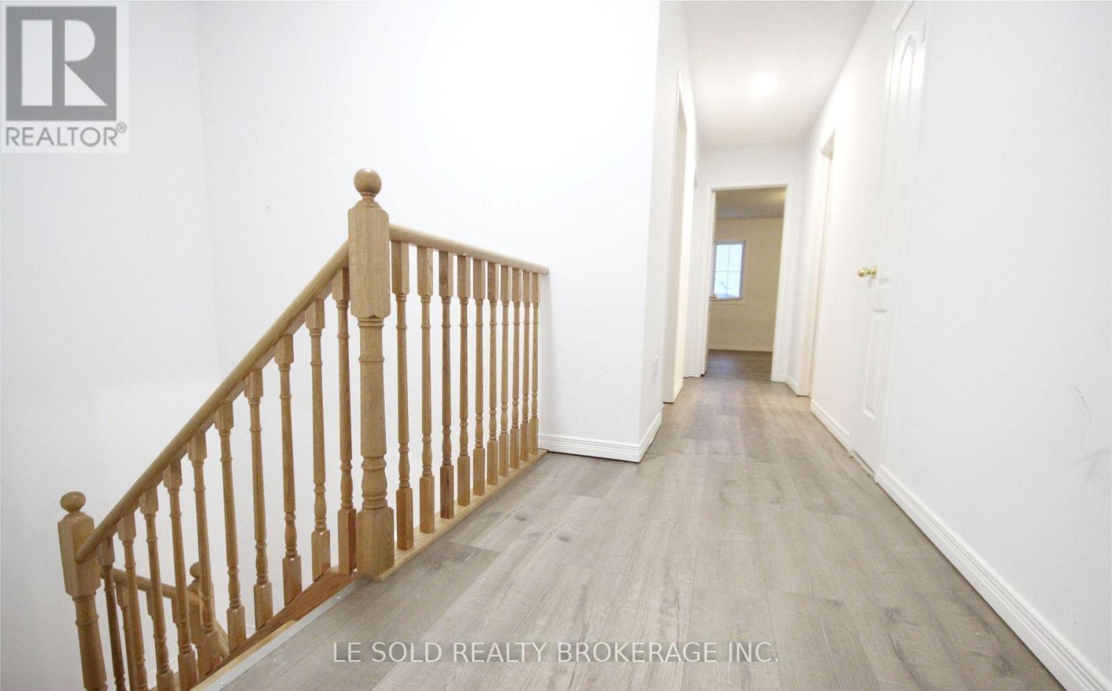 39 Aubergine Street, Richmond Hill, Ontario  L4E 5A7 - Photo 7 - N12506556