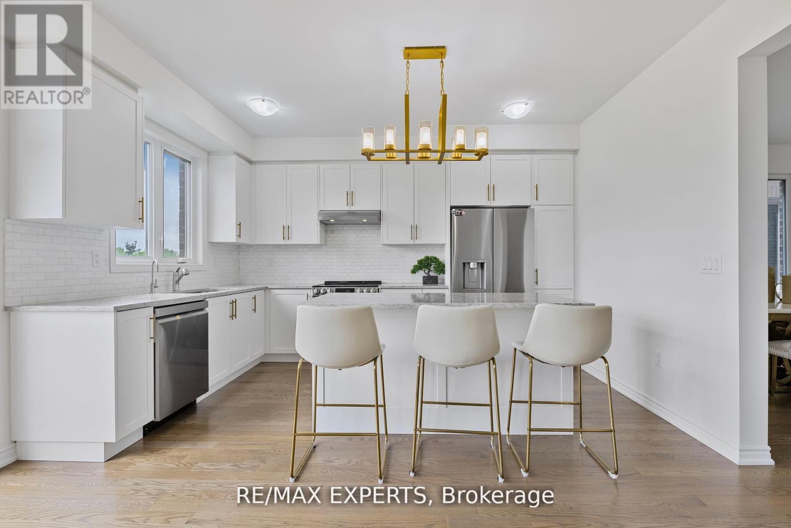 58 Shepherd Drive, Barrie, Ontario  L9J 0P3 - Photo 12 - S12506558