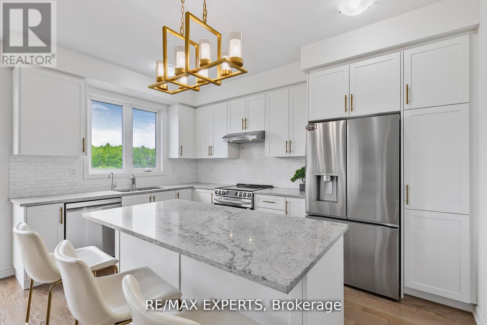 58 Shepherd Drive, Barrie, Ontario  L9J 0P3 - Photo 13 - S12506558