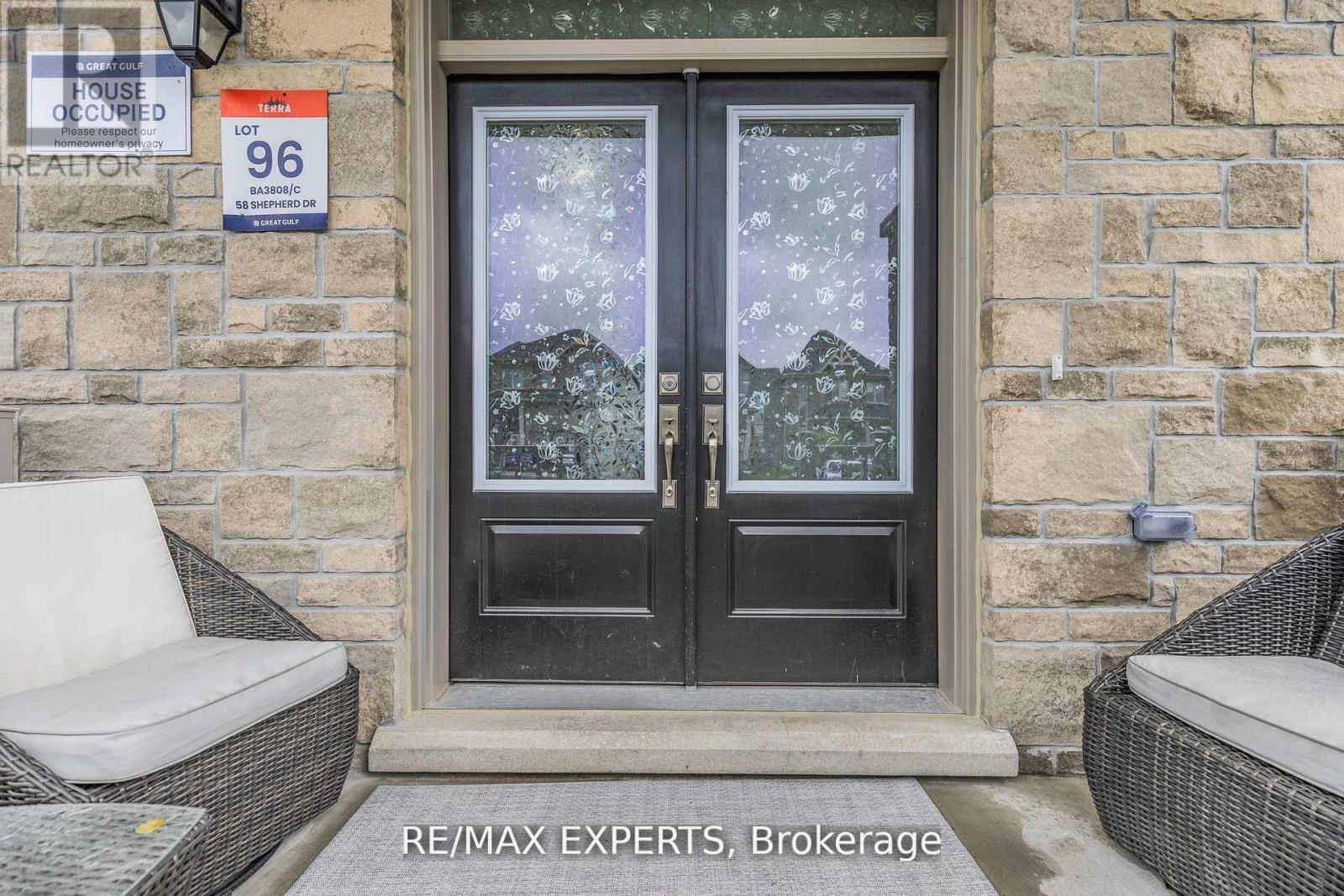 58 Shepherd Drive, Barrie, Ontario  L9J 0P3 - Photo 4 - S12506558