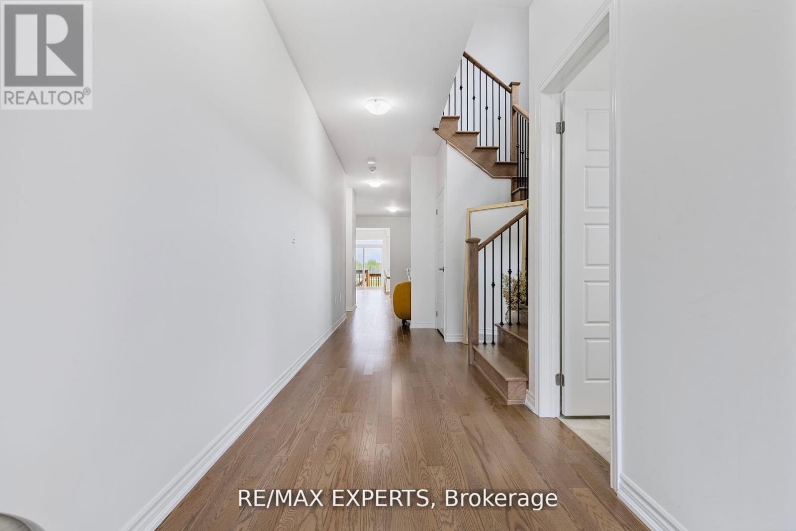 58 Shepherd Drive, Barrie, Ontario  L9J 0P3 - Photo 6 - S12506558