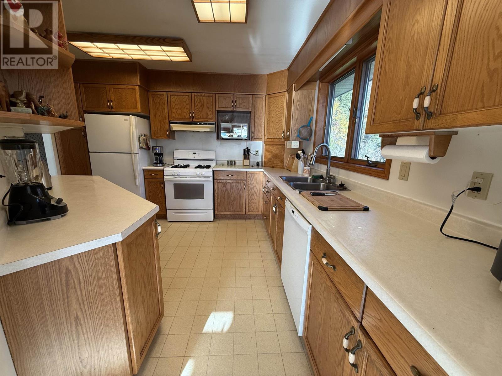 184 Island Ave, Neebing, Ontario  P7L 0C1 - Photo 13 - TB253318