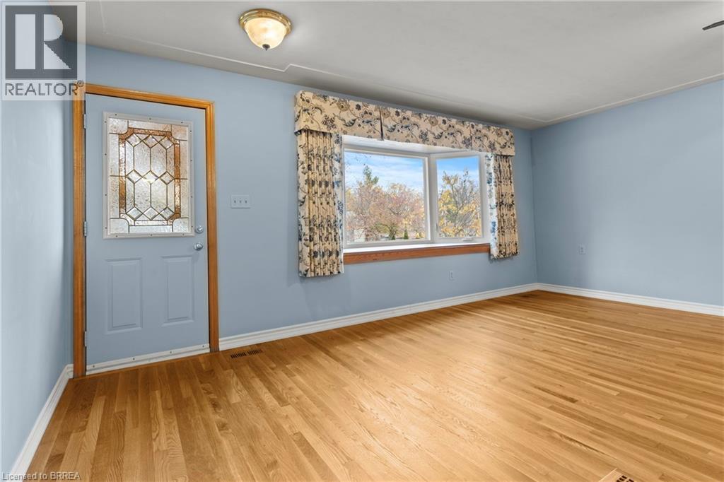 13 Spencer Street, Paris, Ontario  N3L 1W3 - Photo 8 - 40785248