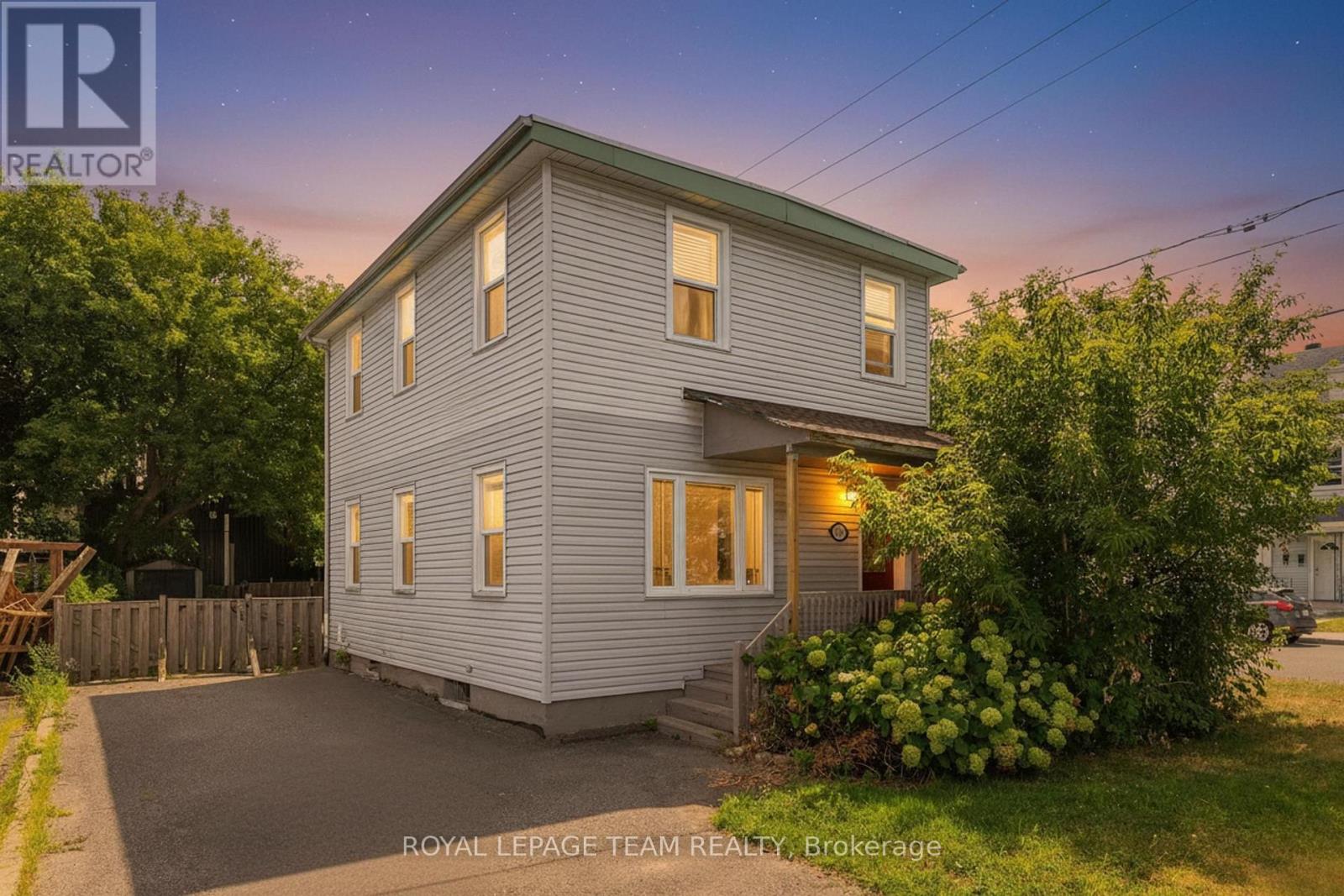 240 GARNEAU STREET, Ottawa, Ontario