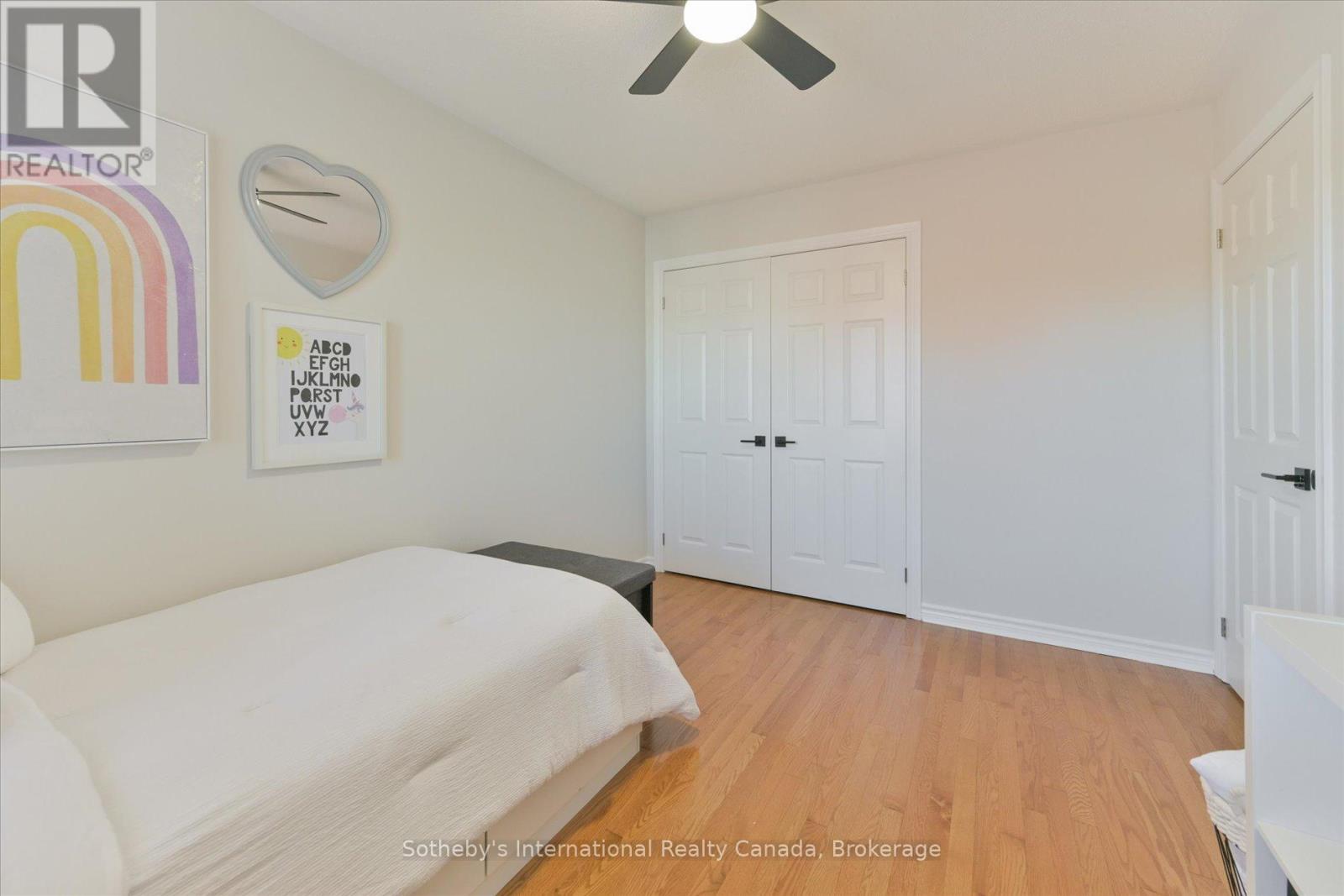 319 Ravineview Way, Oakville, Ontario L6H 6S6 - Photo 31 - W12506726