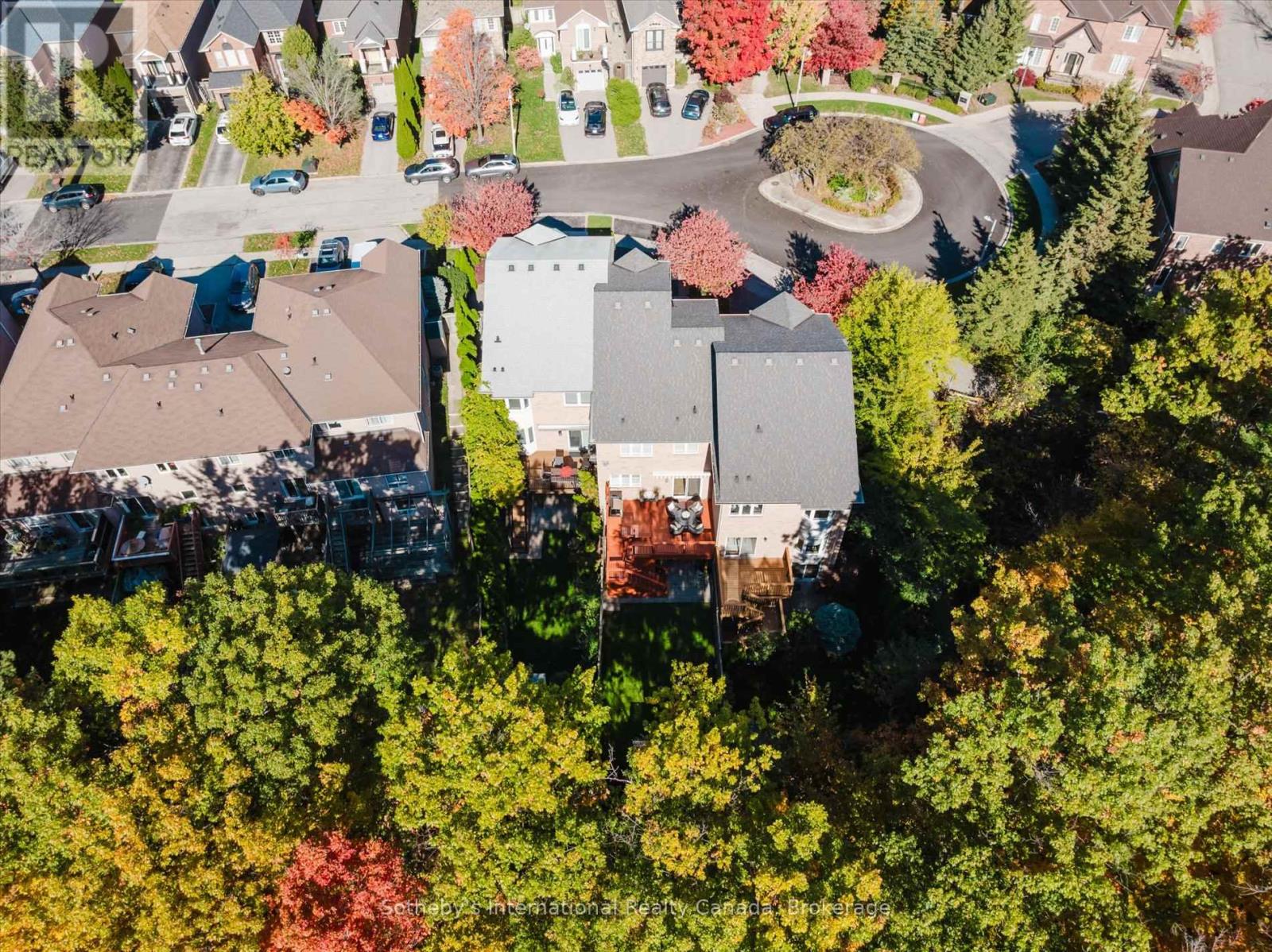 319 Ravineview Way, Oakville, Ontario L6H 6S6 - Photo 48 - W12506726