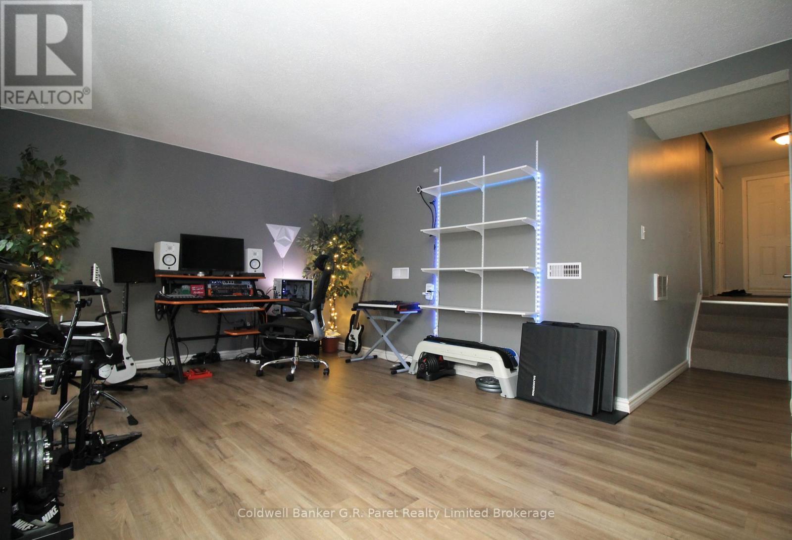 16 - 129 Concession Street E, Tillsonburg, Ontario N4G 4N4 - Photo 11 - X12506764