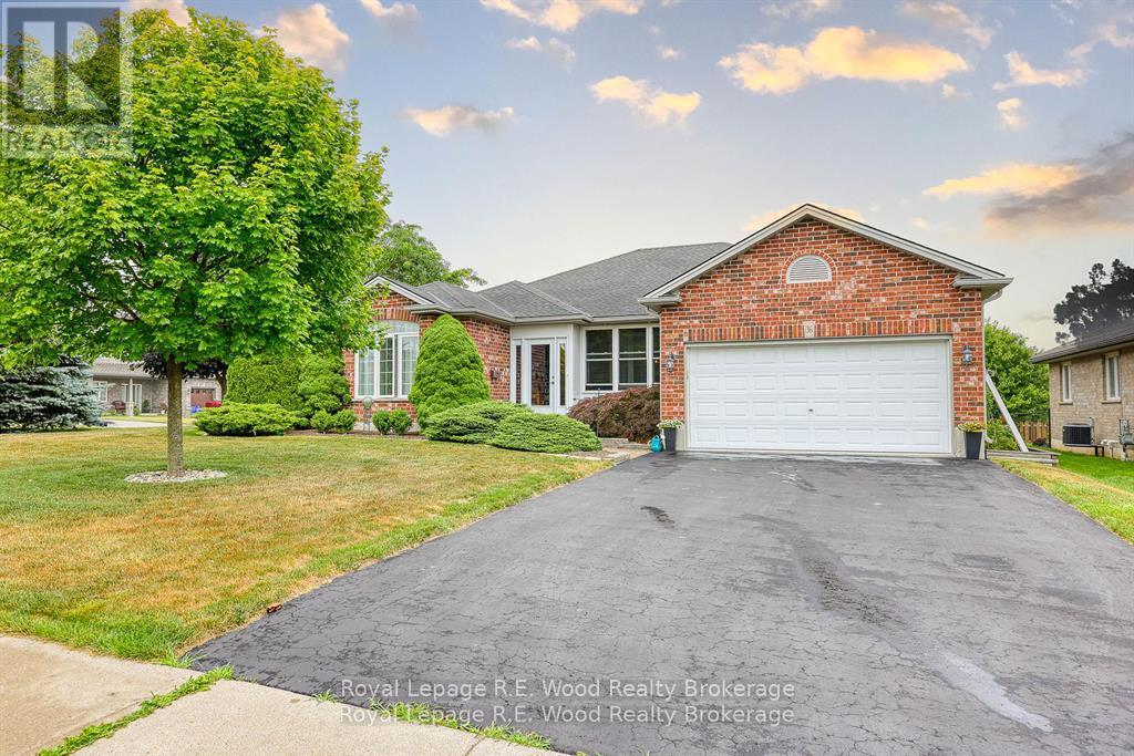 36 Morning Glory Drive, Tillsonburg, Ontario  N4G 5S9 - Photo 2 - X12506928