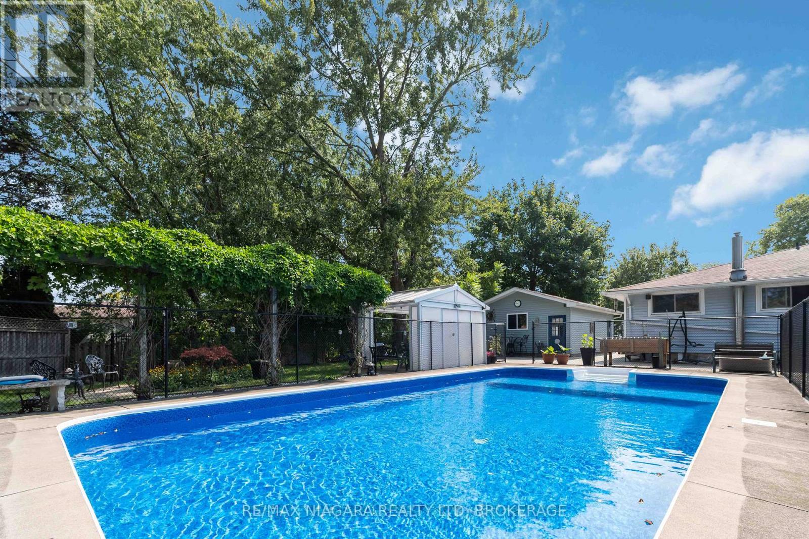 8 Huntingwood Gate, St. Catharines (Lakeport), Ontario  L2N 4J9 - Photo 26 - X12506684