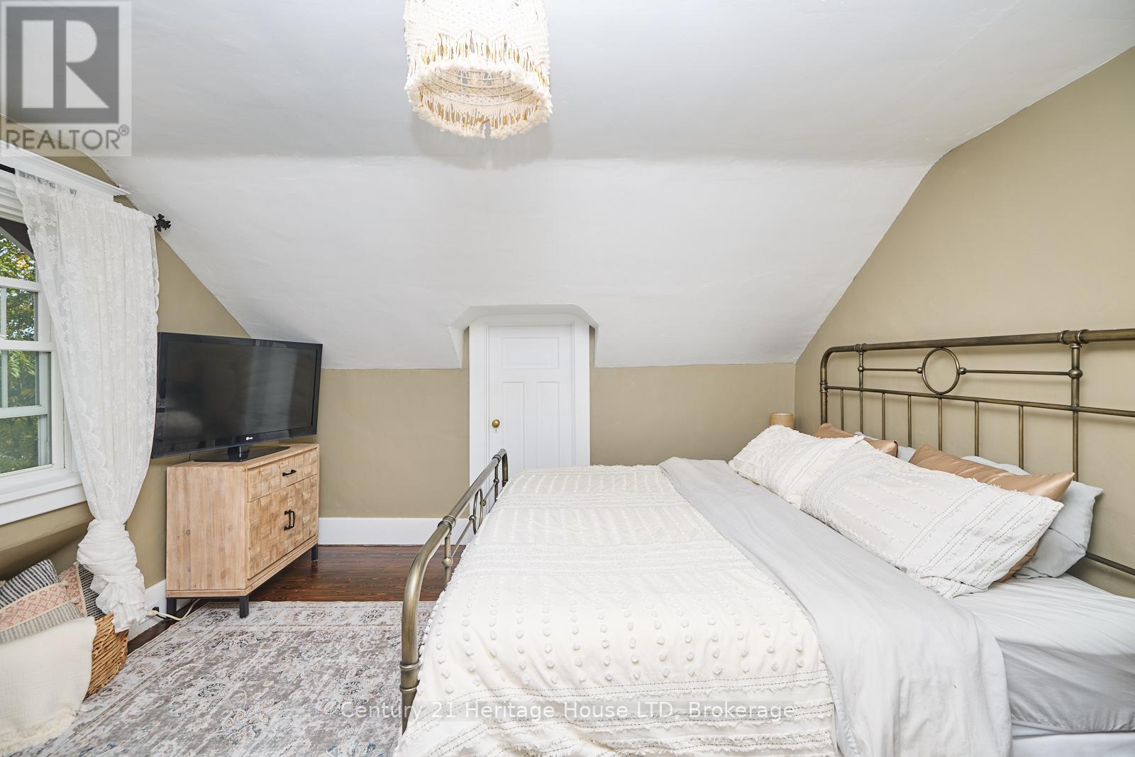 3426 King Street, Lincoln, Ontario L0R 2C0 - Photo 27 - X12506788