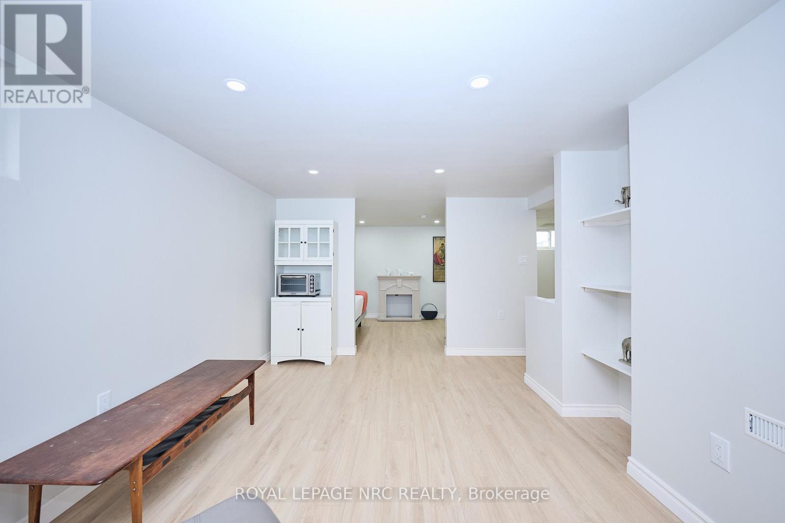 10 Fairburn Avenue, St. Catharines, Ontario  L2T 1B2 - Photo 16 - X12506844