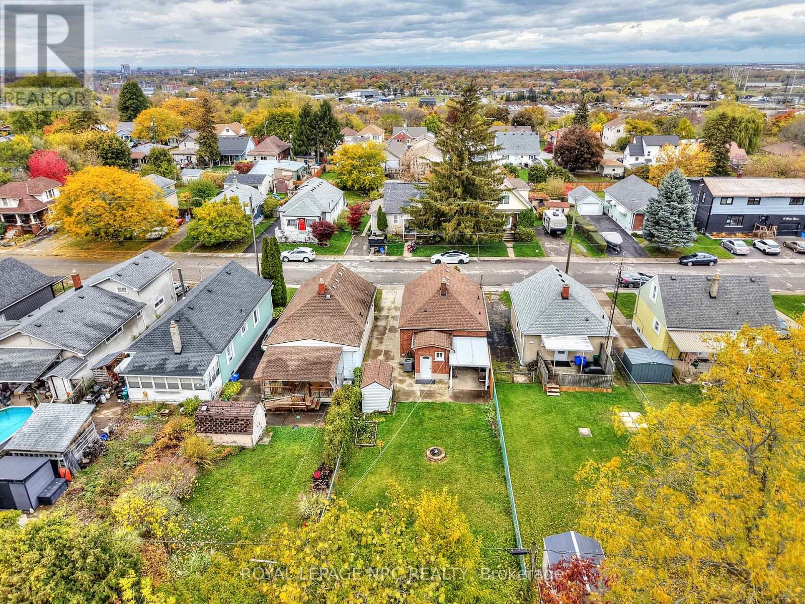 10 Fairburn Avenue, St. Catharines, Ontario  L2T 1B2 - Photo 32 - X12506844