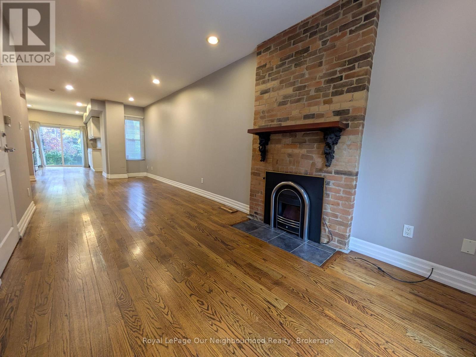 Main - 86 Asquith Avenue, Toronto, Ontario  M4W 1J8 - Photo 2 - C12358355